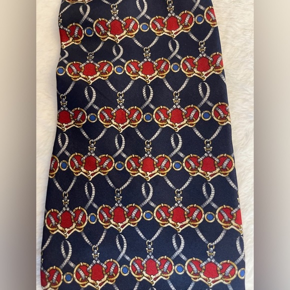 Stylish Navy and Red Patterned Men's Tie - Picture 1 of 6